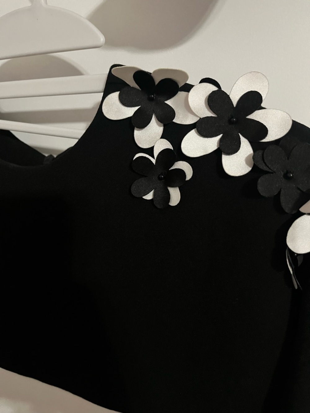 Vintage Elenore Black and White Floral Accent Shift Dress Sz 10 - Picture 2 of 8
